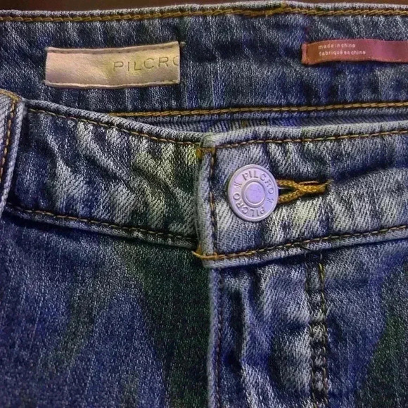 Pilcro Anthropologie Straight Leg Distressed‎ Jeans, Size 26 - Picture 11 of 13